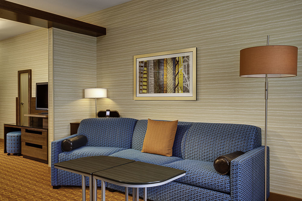 Fairfield Inn & Suites By Marriott Nashville Downtown-Metrocenter Exterior photo