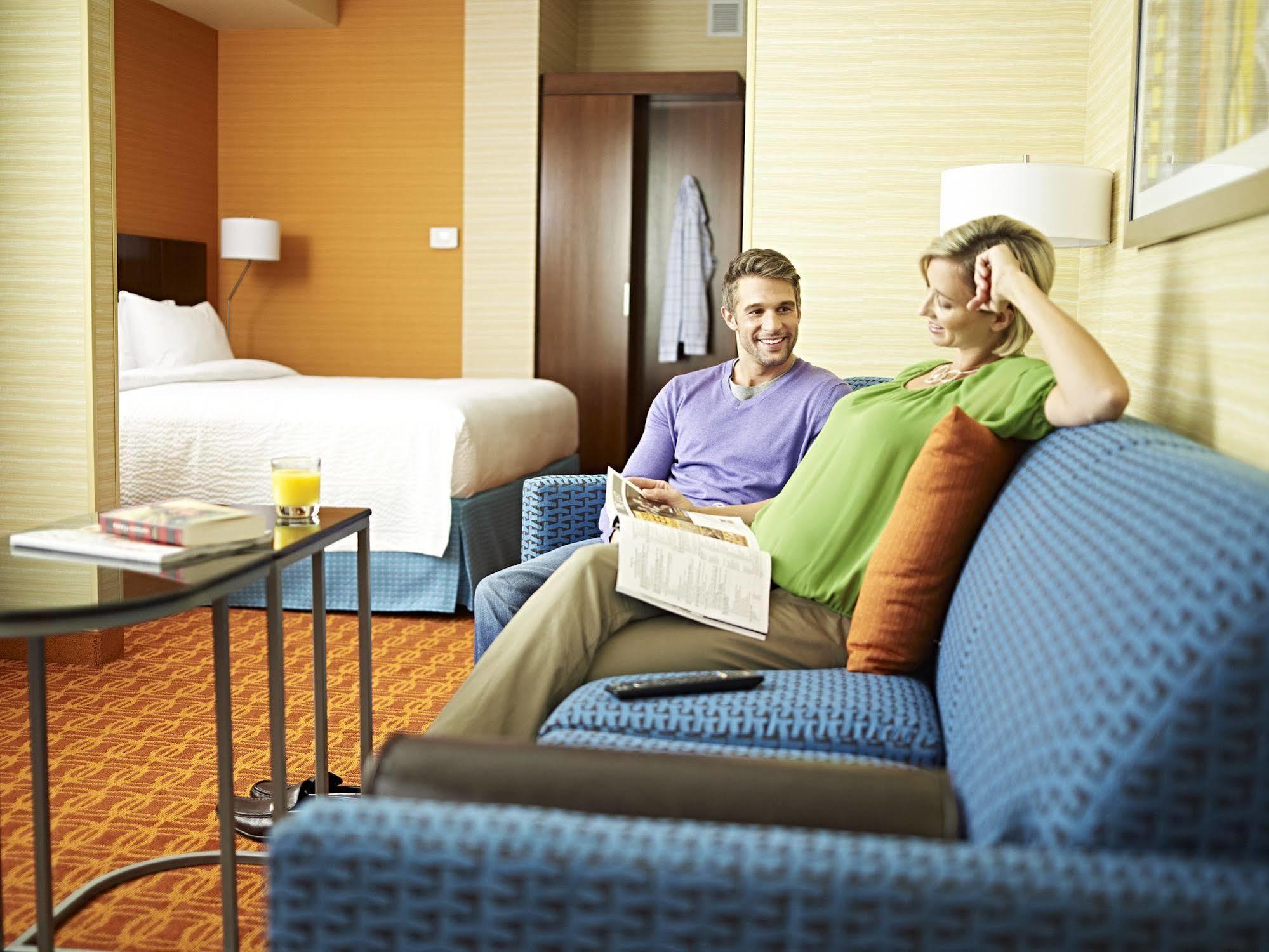 Fairfield Inn & Suites By Marriott Nashville Downtown-Metrocenter Exterior photo